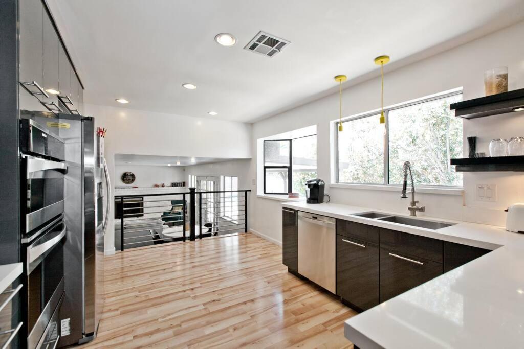Bright, Modern 4Br With Beautiful Backyard & Pool! Villa Las Vegas Luaran gambar