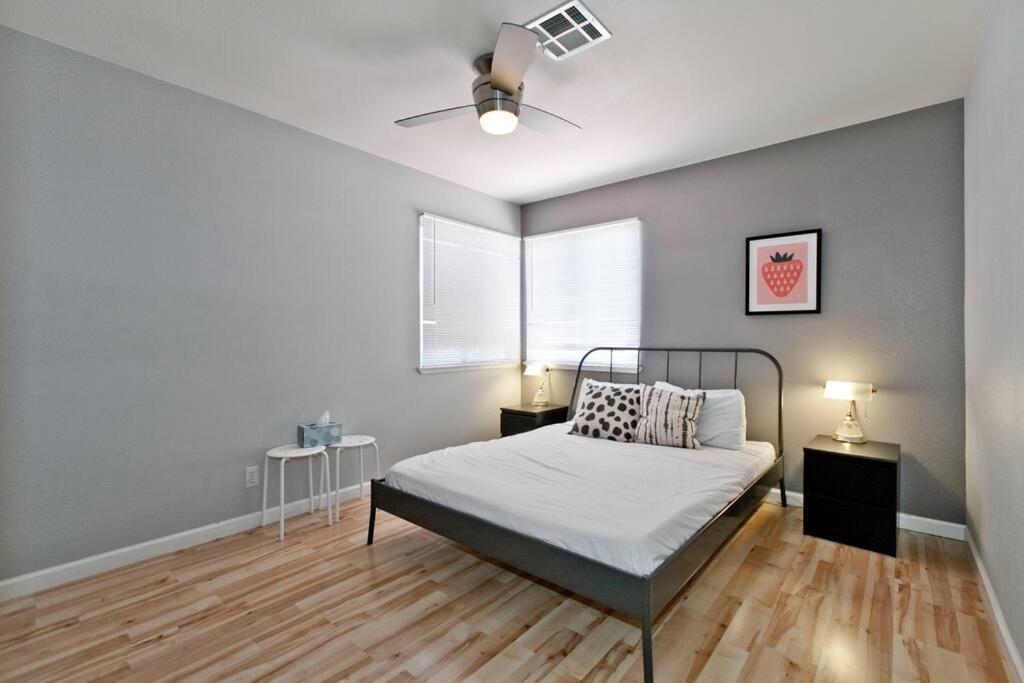 Bright, Modern 4Br With Beautiful Backyard & Pool! Villa Las Vegas Luaran gambar